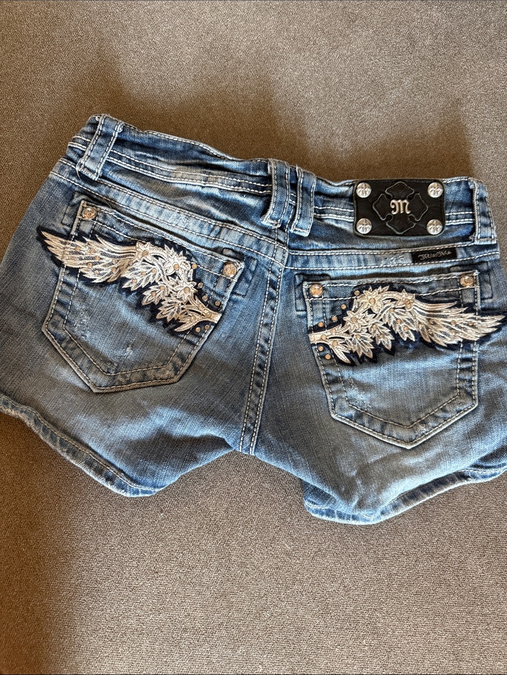 Jeans Subcategory Selection